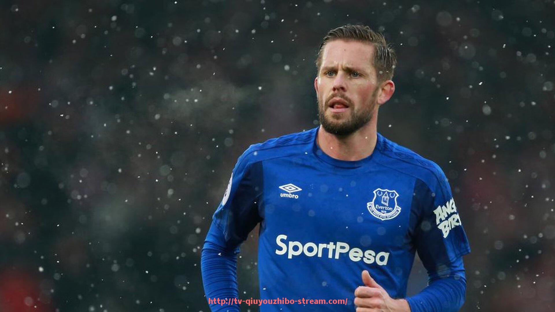 球友体育直播-马德里德比欧冠经典对决解析 2016赛季战术博弈与策略较量